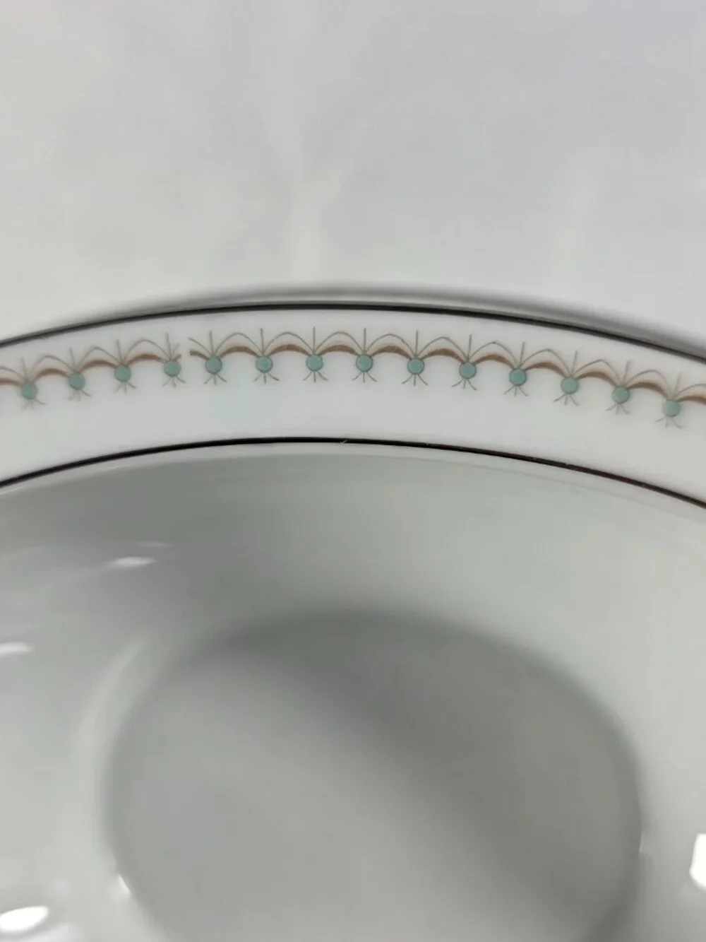 Noritake Fairmont Gravy Boat with Underplate White with Pink Roses & Green Dots